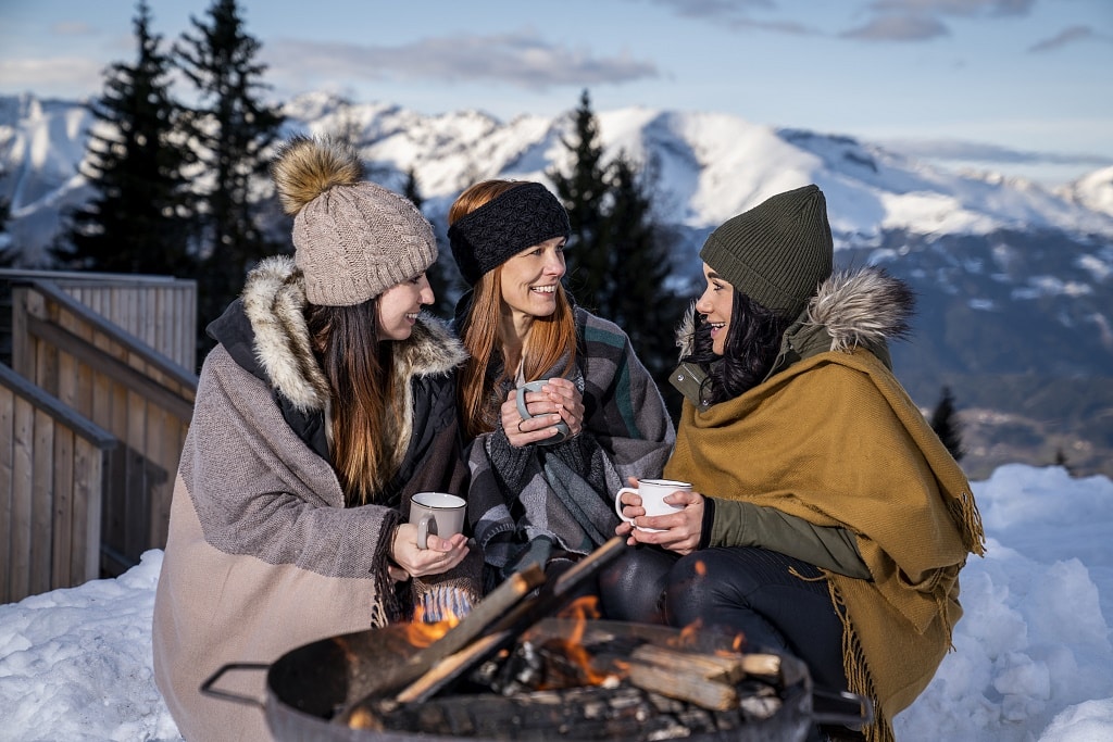 Glühwein im Schnee
